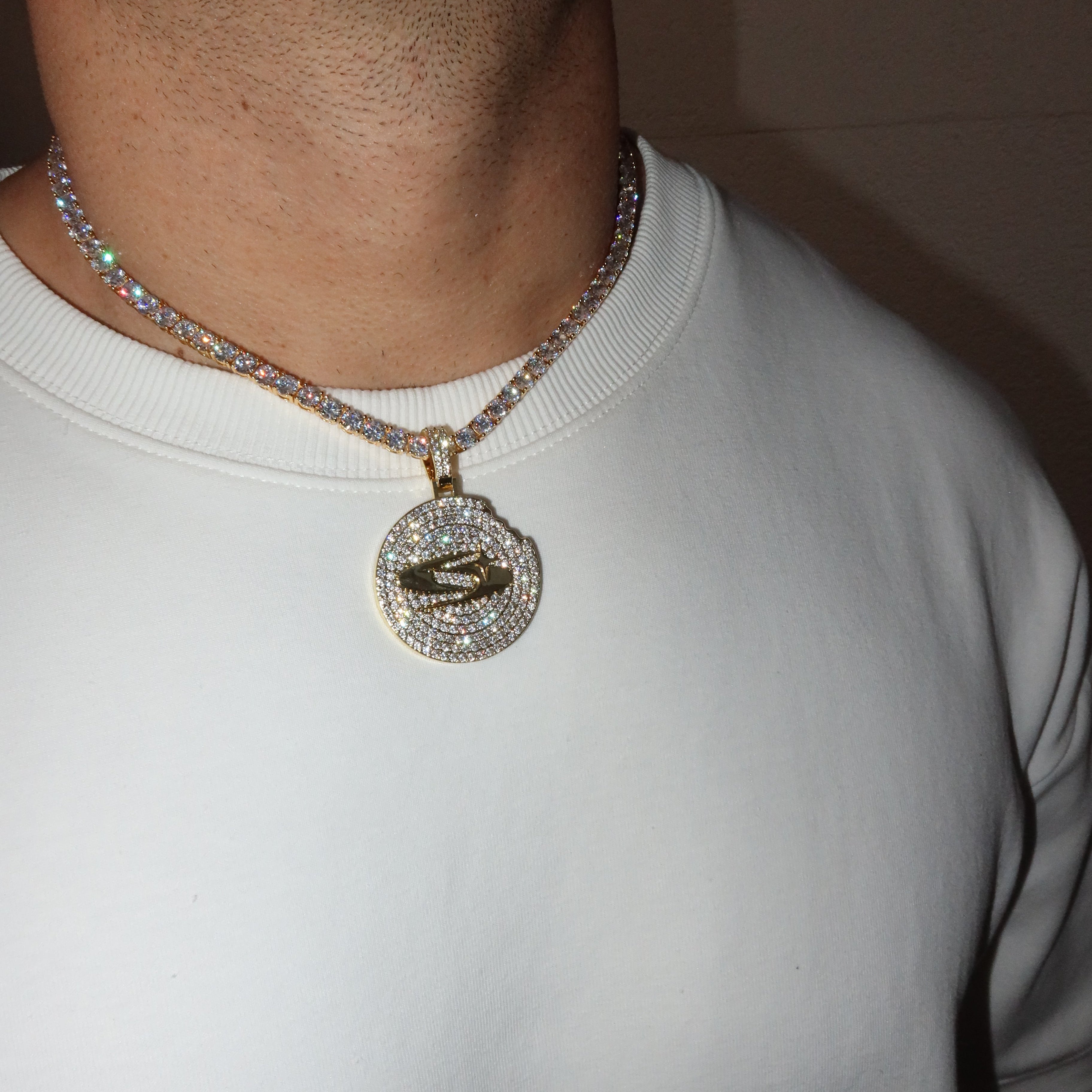 14K Gold Plated GC Logo Bitten Pendant