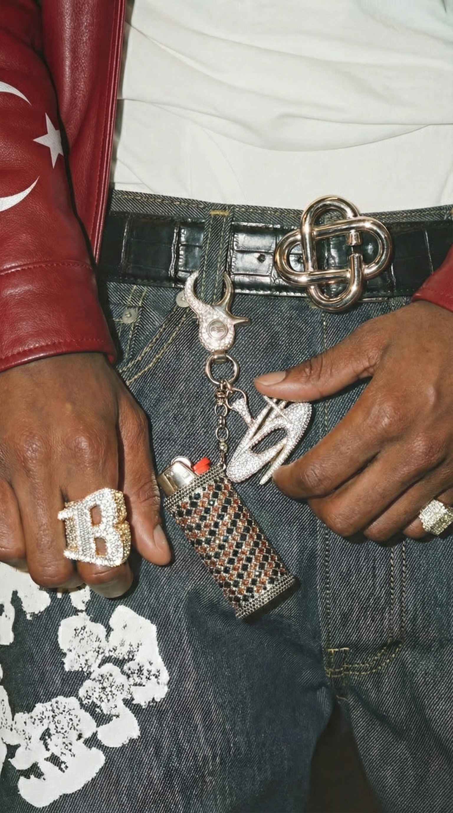Iced Out Baguette Lighter Case Black - Red + Iced Out Clasp + Iced GC Logo Pendant